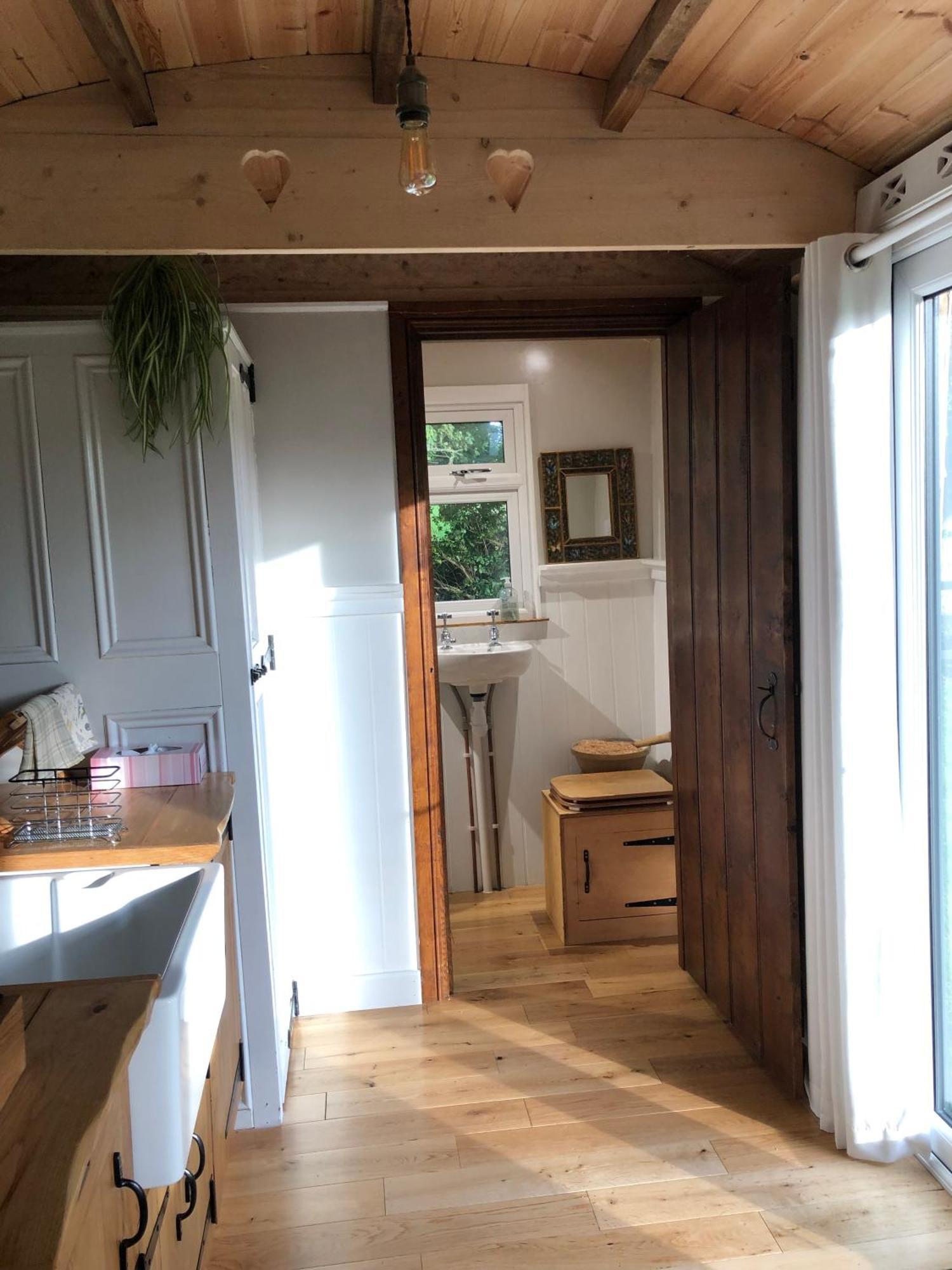 Villa Aspen Leaves: The Perfect Farm Retreat Graffham Esterno foto